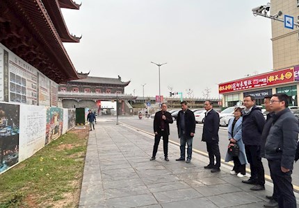 街道联合工作组开展小组调研活动　助推经营主体培育