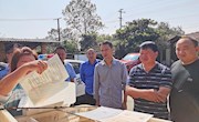襄阳街街道政协联络处组织委员视察食品安全工作