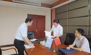 李景峰深入企业开展“送政策 解难题 优服务”走访调研