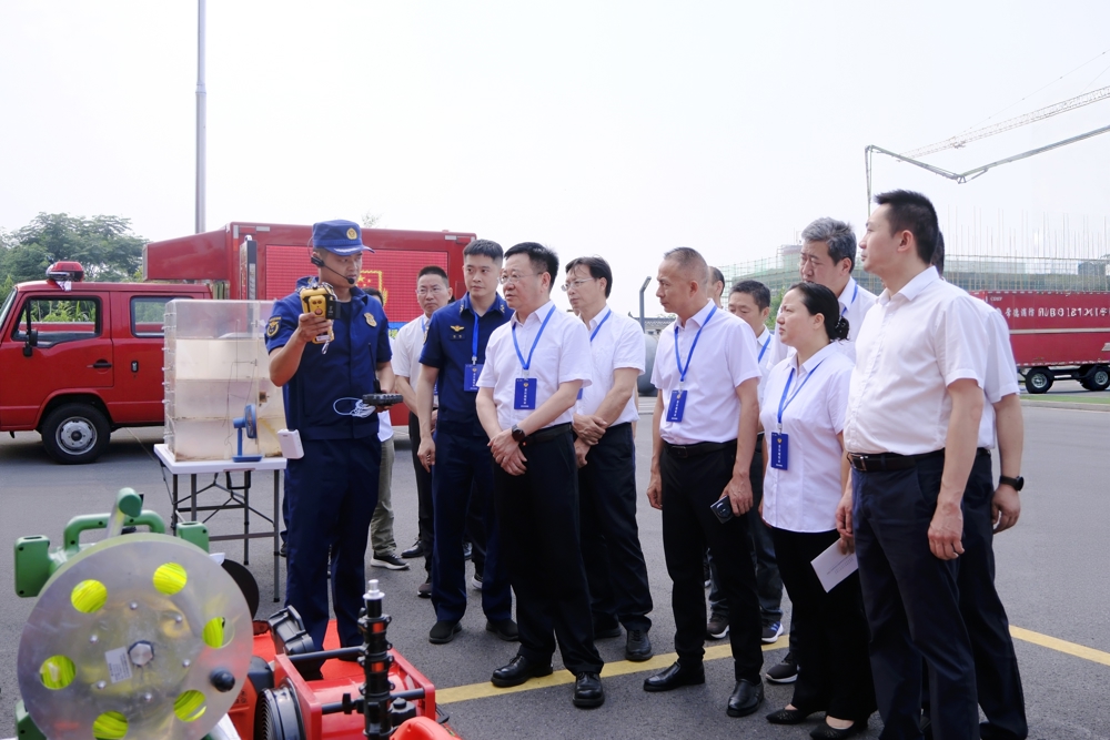 津市市政协主席会议视察“基层应急救援能力建设”